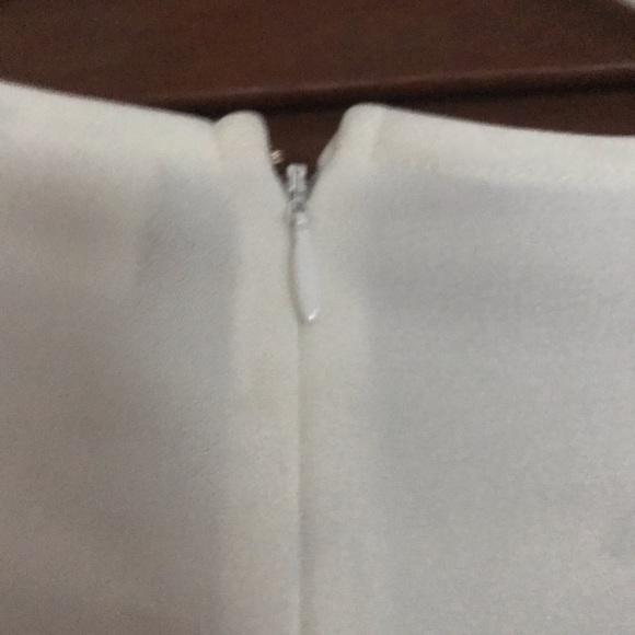 Woman’s small bustiers style shirt - Picture 2 of 4